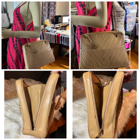 CHANEL Beige V Stitch Lambskin Chain Shoulder Bag Certificate of authentication - Picture 4 of 16